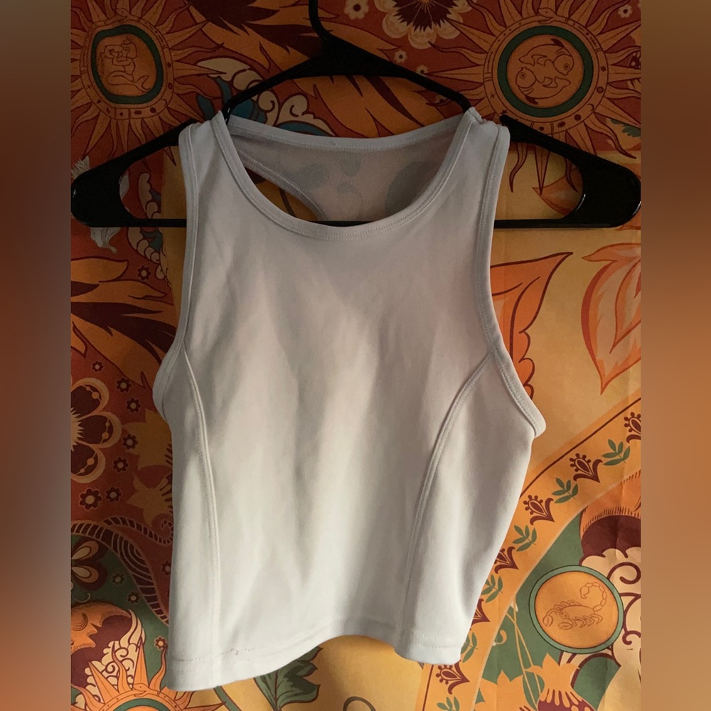Medium Cropped Workout Tank